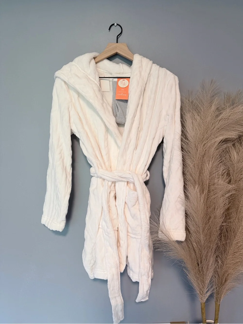 Colsie Cream Robe - Picture 2 of 5